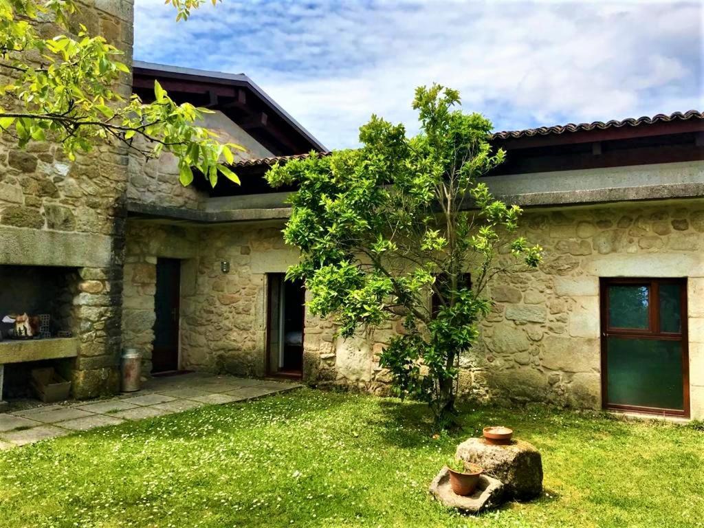 Casa Da Pedra Villa Tomino Exterior photo